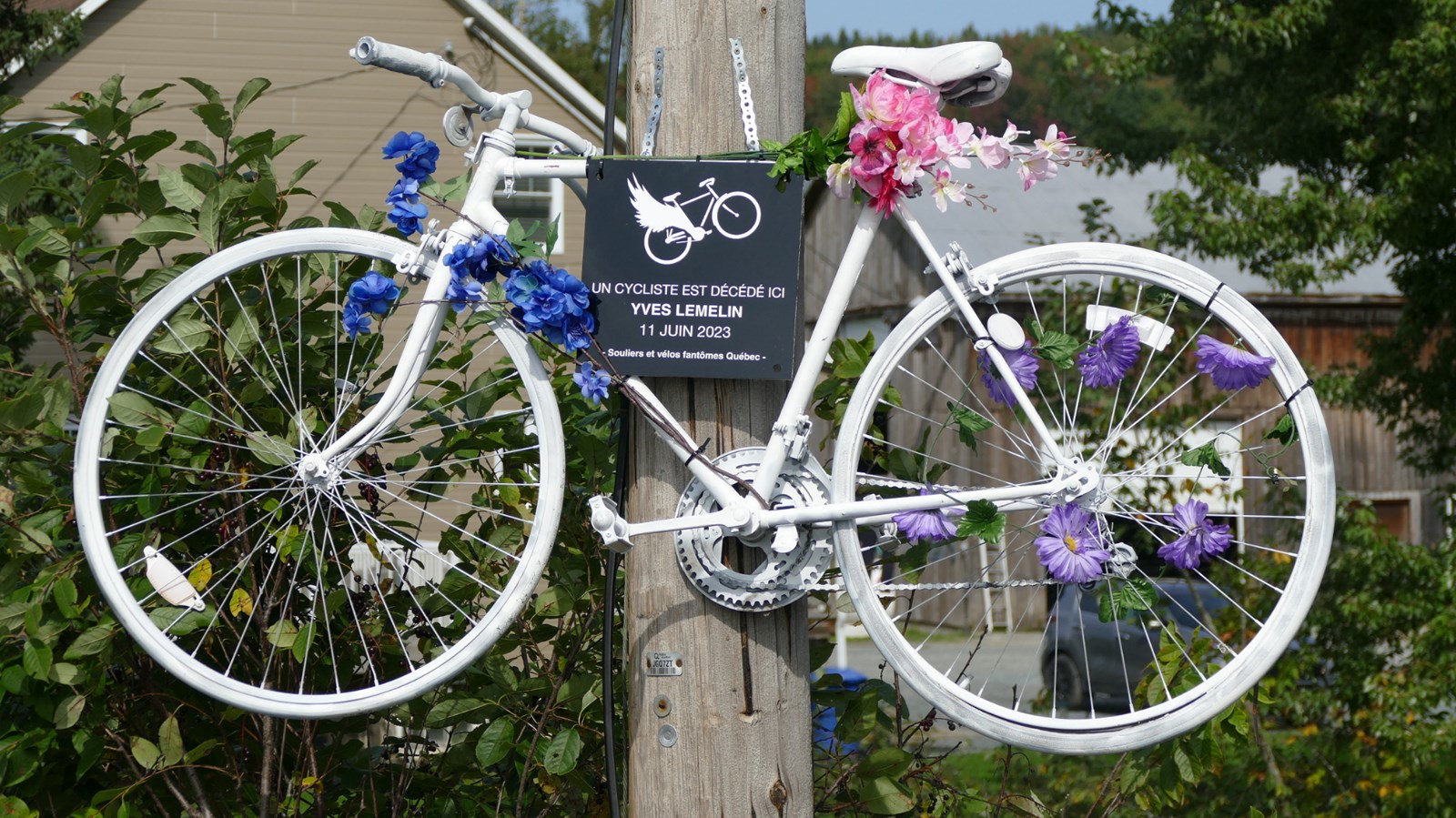 Un vélo fantôme inauguré en mémoire d'Yves Lemelin