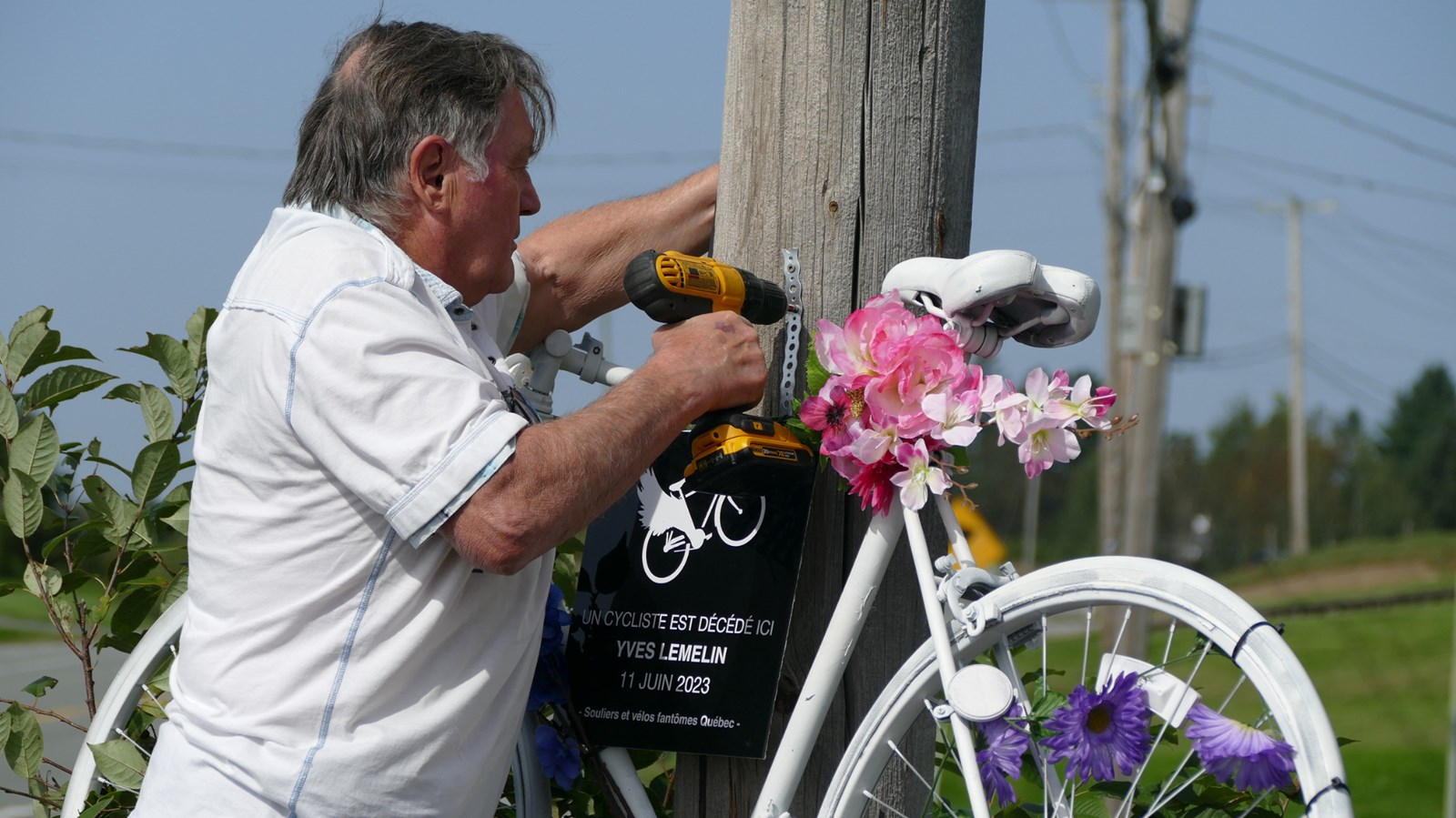 Un vélo fantôme inauguré en mémoire d'Yves Lemelin