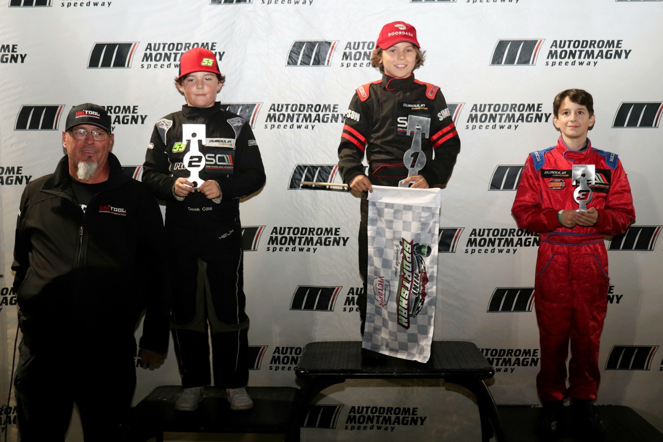 Alexis Cliche remporte la course et est champion de la division développement