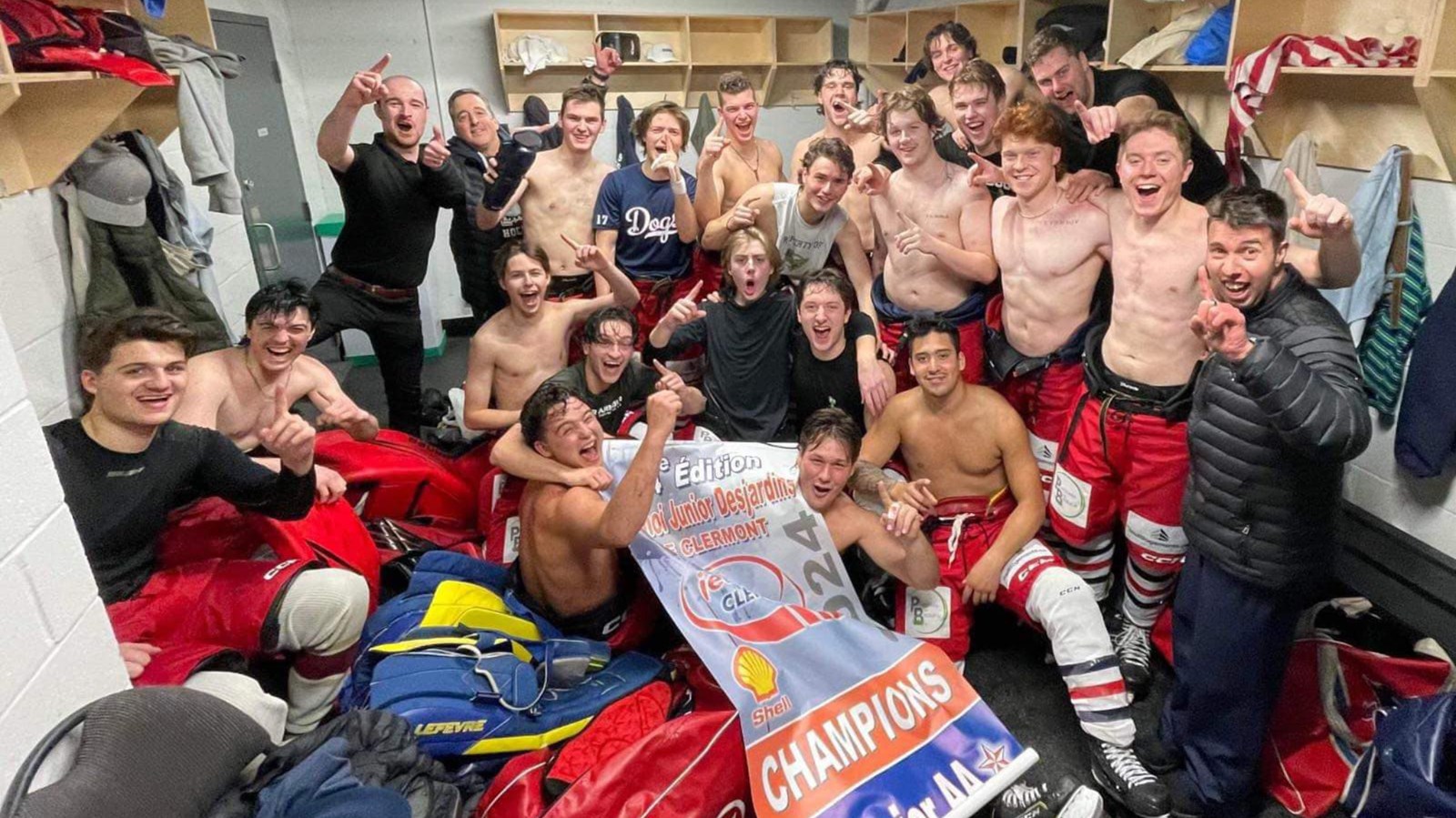Tournoi provincial junior : les Bulldogs de Beauce-Centre sacrés champion