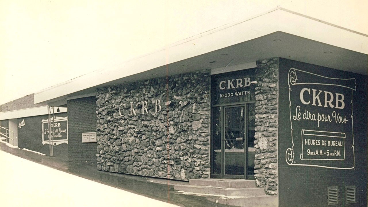 Le poste de radio CKRB 1460