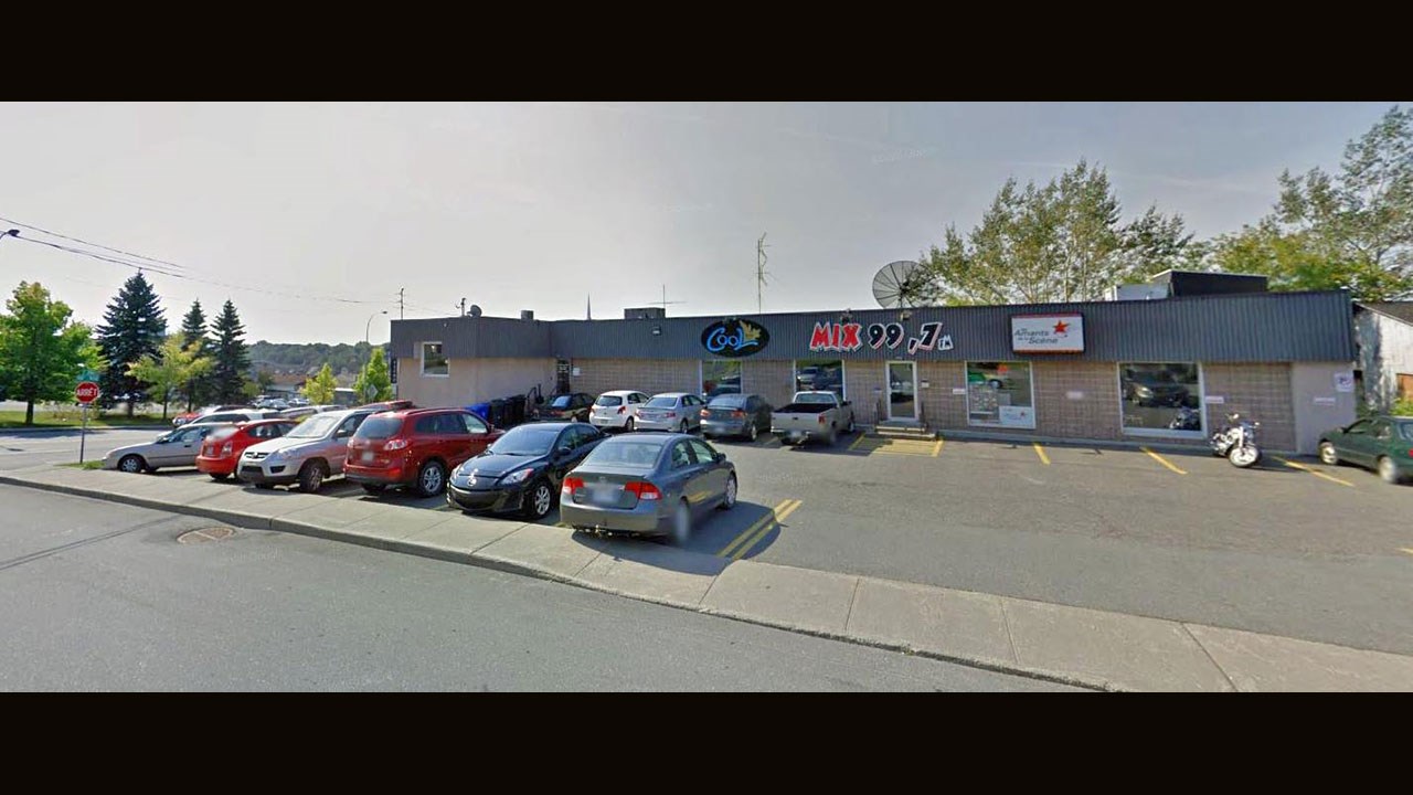 Le poste de radio CKRB 1460