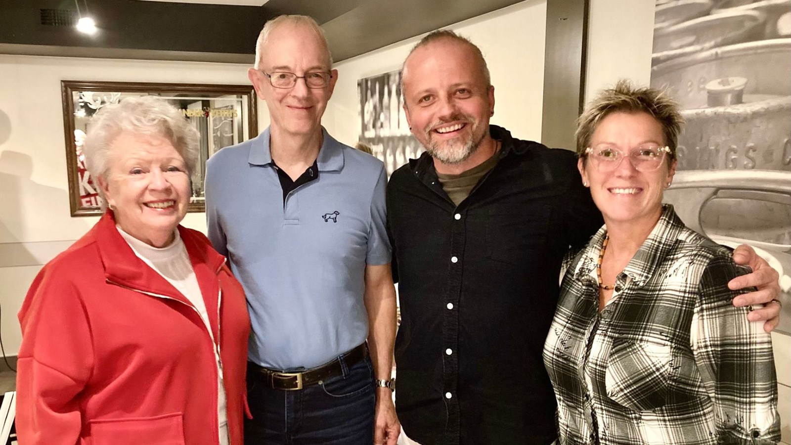 Trois membres du conseil d'administration de la nouvelle entité en compagnie du directeur général, Martin Beaulieu, de gauche à droite, Thérèse Quirion, Denis Lacasse, M. Beaulieu et  Nancy Dulac.. Absente de la photo, Marie-Josée Fecteau, membre du conseil d'administration.
