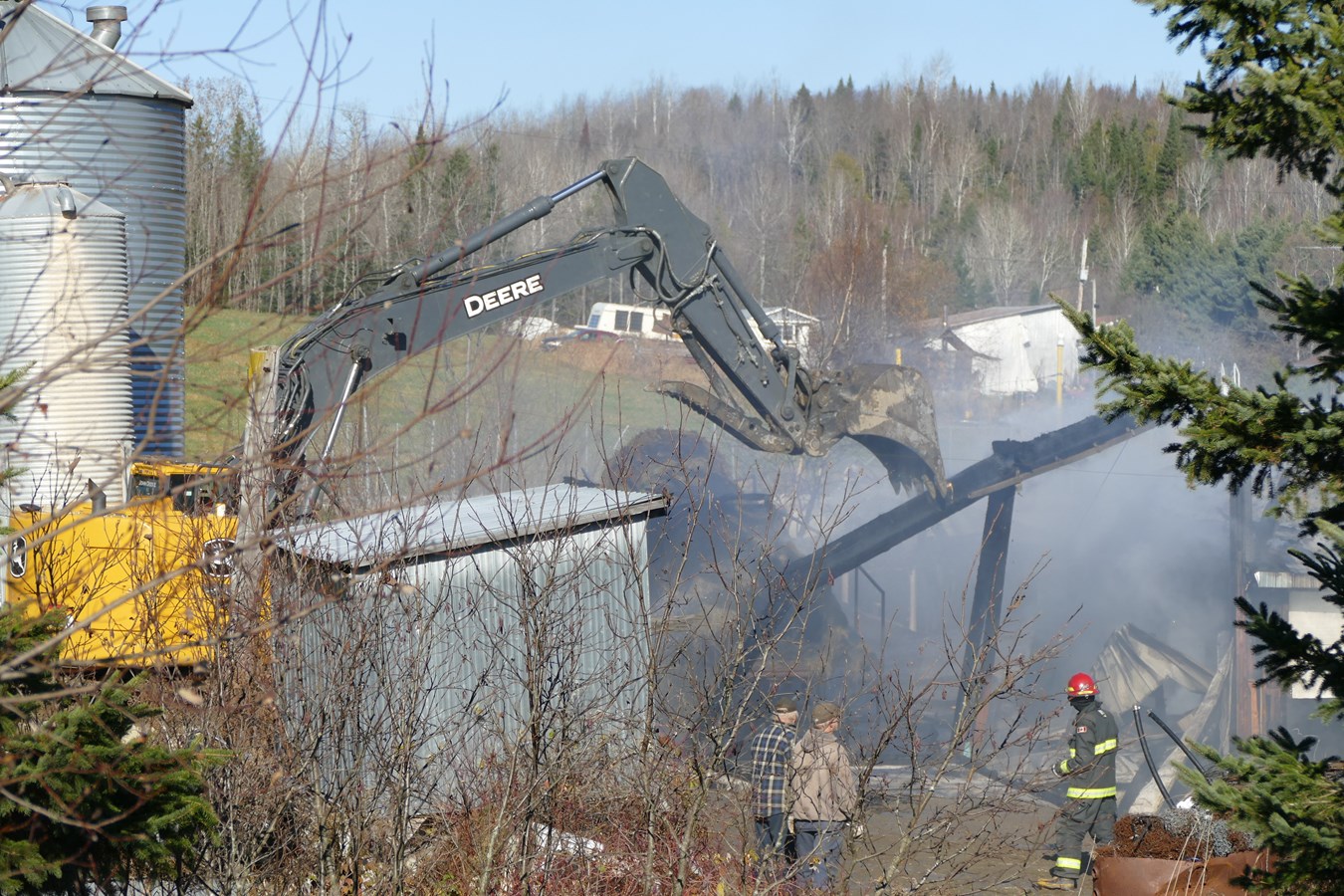 Sainte-Clothilde-de-Beauce : un bâtiment agricole détruit par un incendie