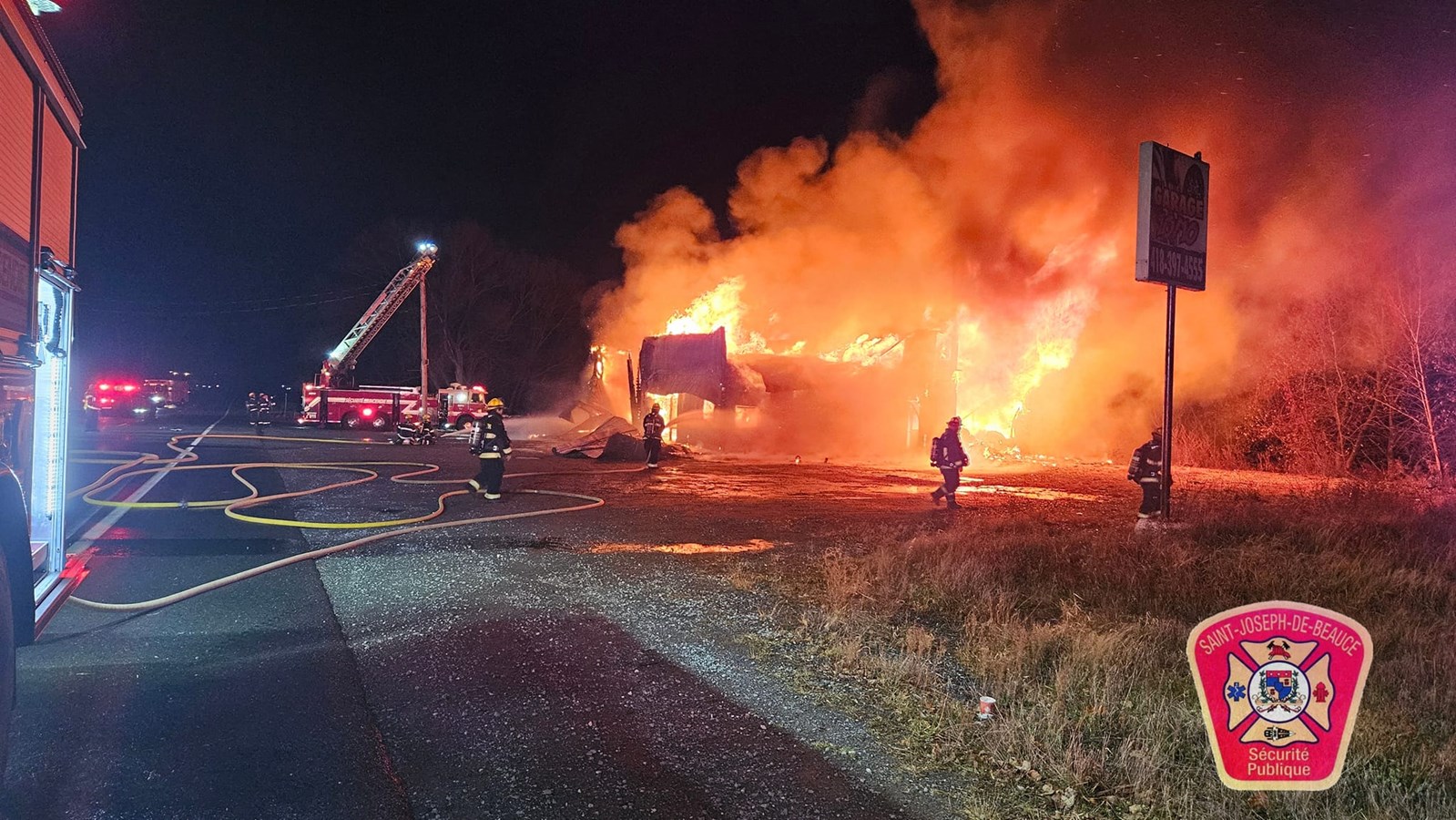 Saint-Joseph-de-Beauce : un commerce détruit par les flammes