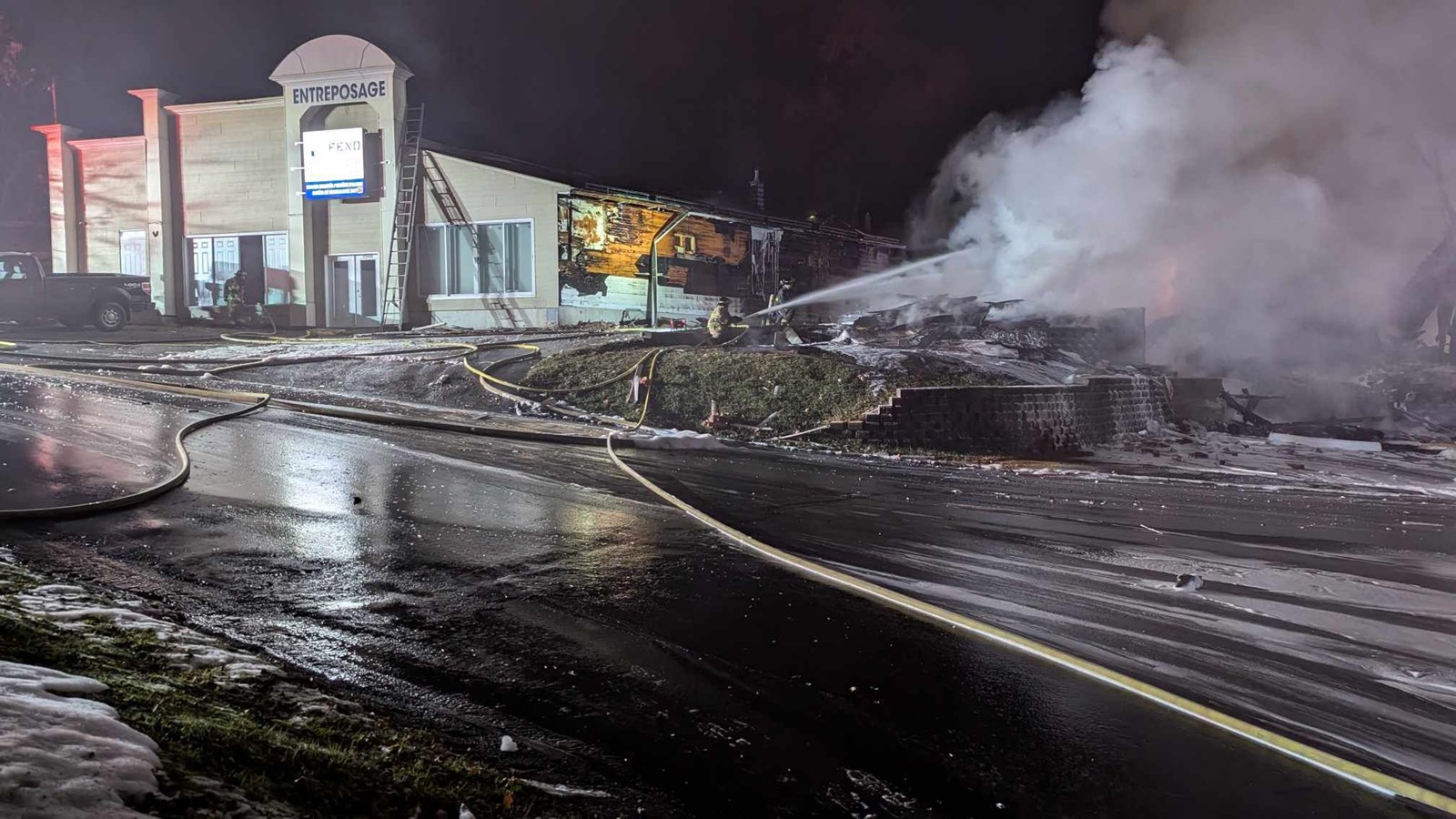 Incendie majeur à Saint-Georges : le chef des pompiers fait le point