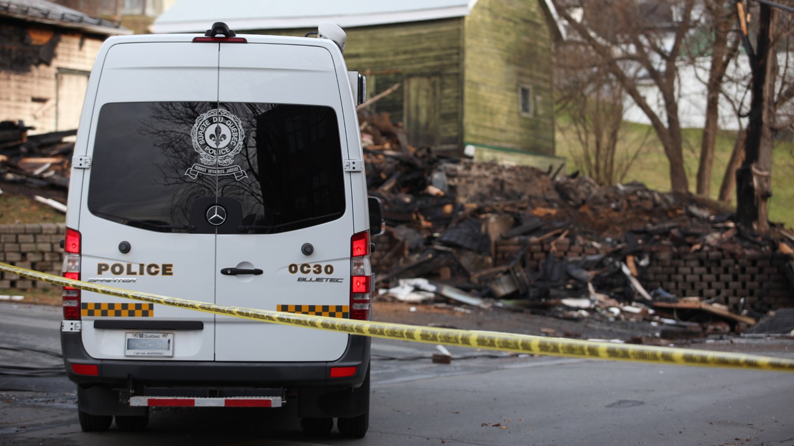 Incendie majeur à Saint-Georges : deux personnes portées disparues
