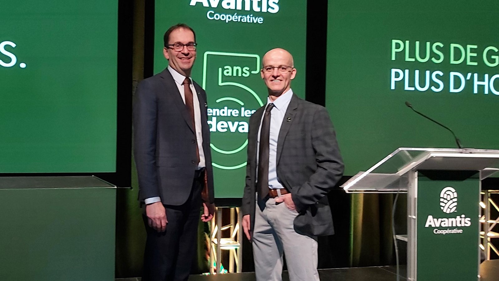 Michel Delisle et Frédéric Martineau, respectivement chef de la direction et président d’Avantis Coopérative.