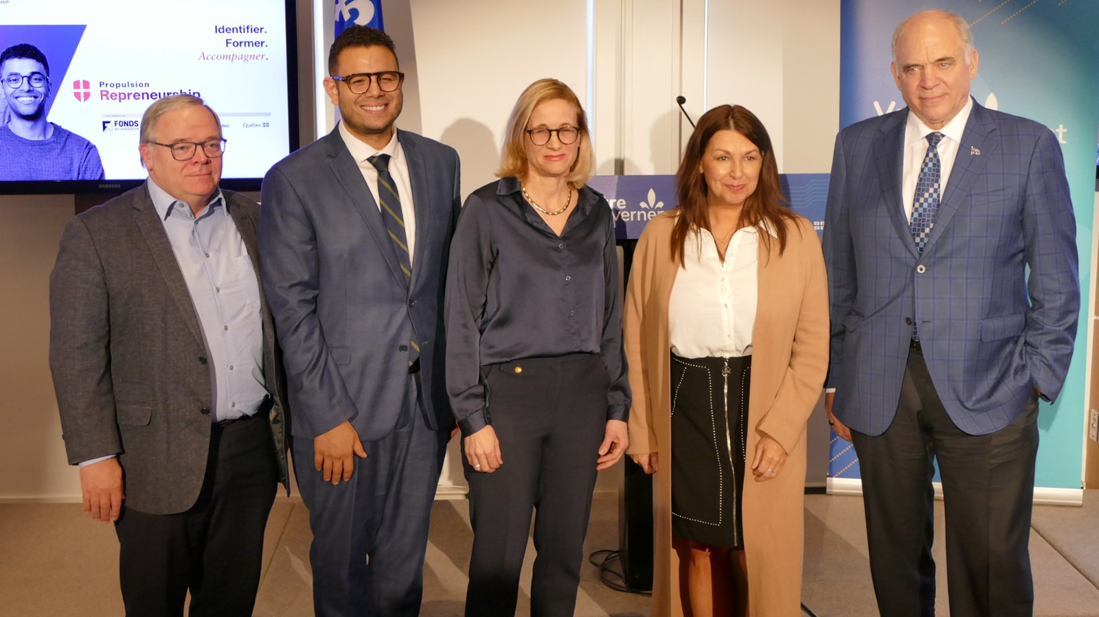 De gauche à droite : Luc Provençal, Samuel Poulin, Janie C. Béïque, Isabelle Le Ber et Pierre Fitzgibbon