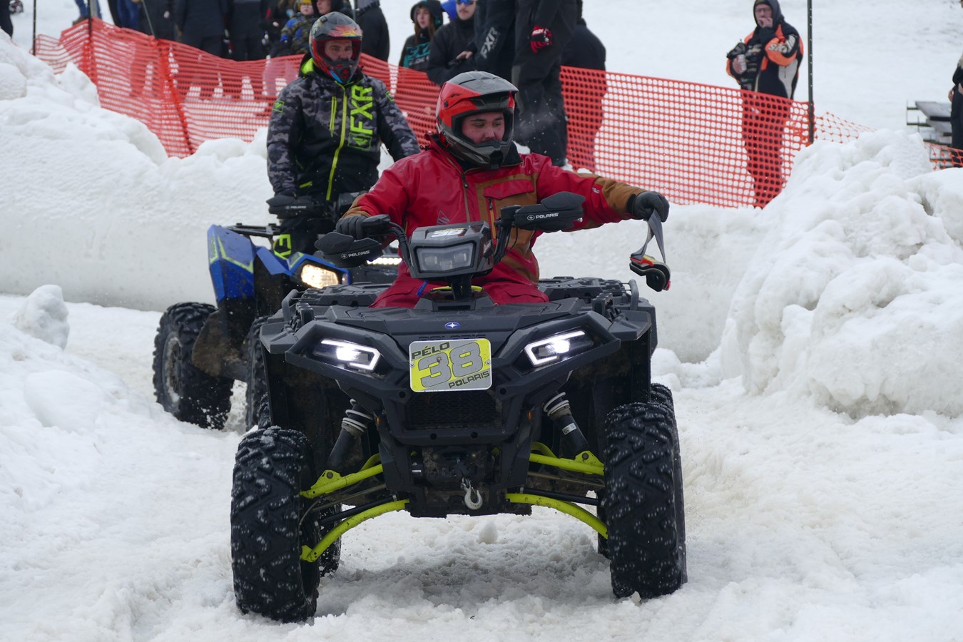 Les pilotes investissent la montagne de Vallée-Jonction