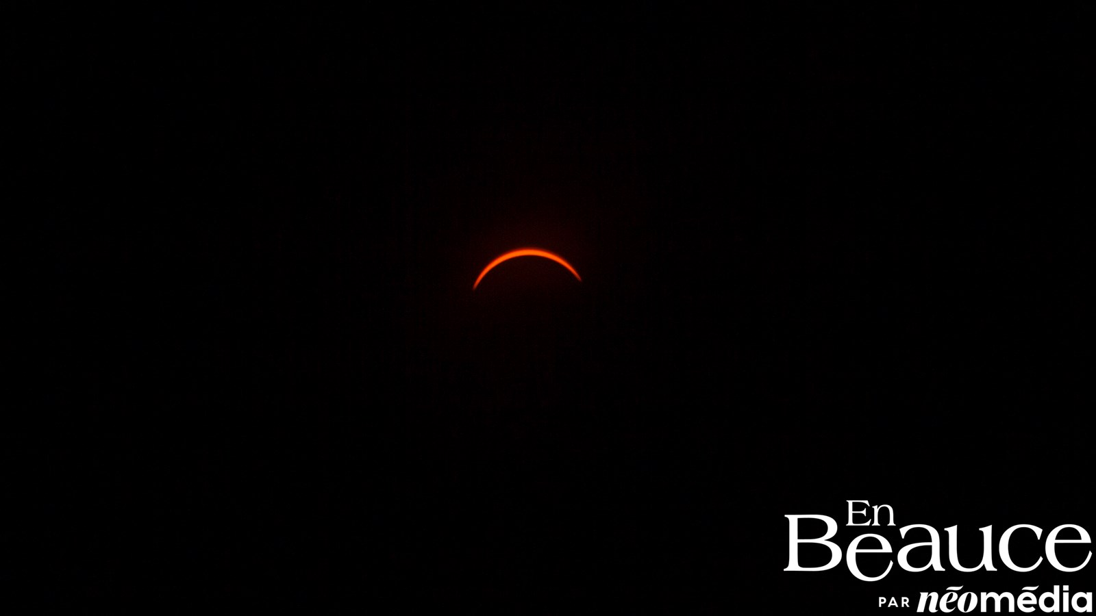L'éclipse solaire totale à travers la lentille de nos journalistes