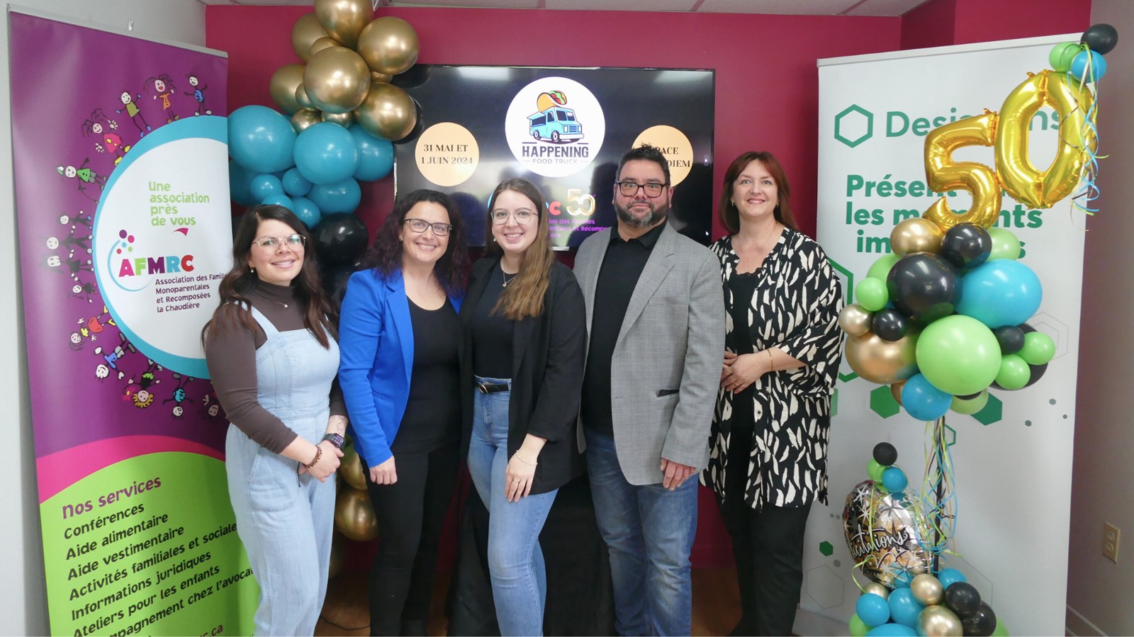 De gauche à droite : Roxanne Quirion, Nancy Lacroix, Érika Bellavance, Nick Fortin et Nancy Rhéaume. 