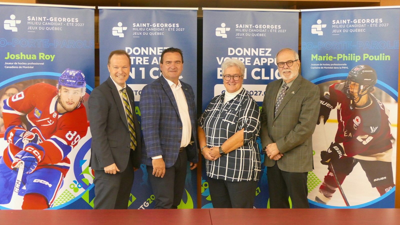 De gauche à droite : Richard Poulin, Donald Paquet, Carole Paquet et Claude Morin