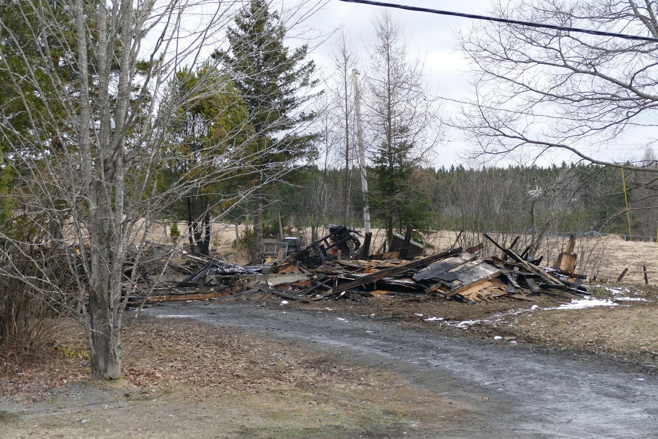 Incendie sur la 90e rue: le corps de l'adolescent a été retrouvé