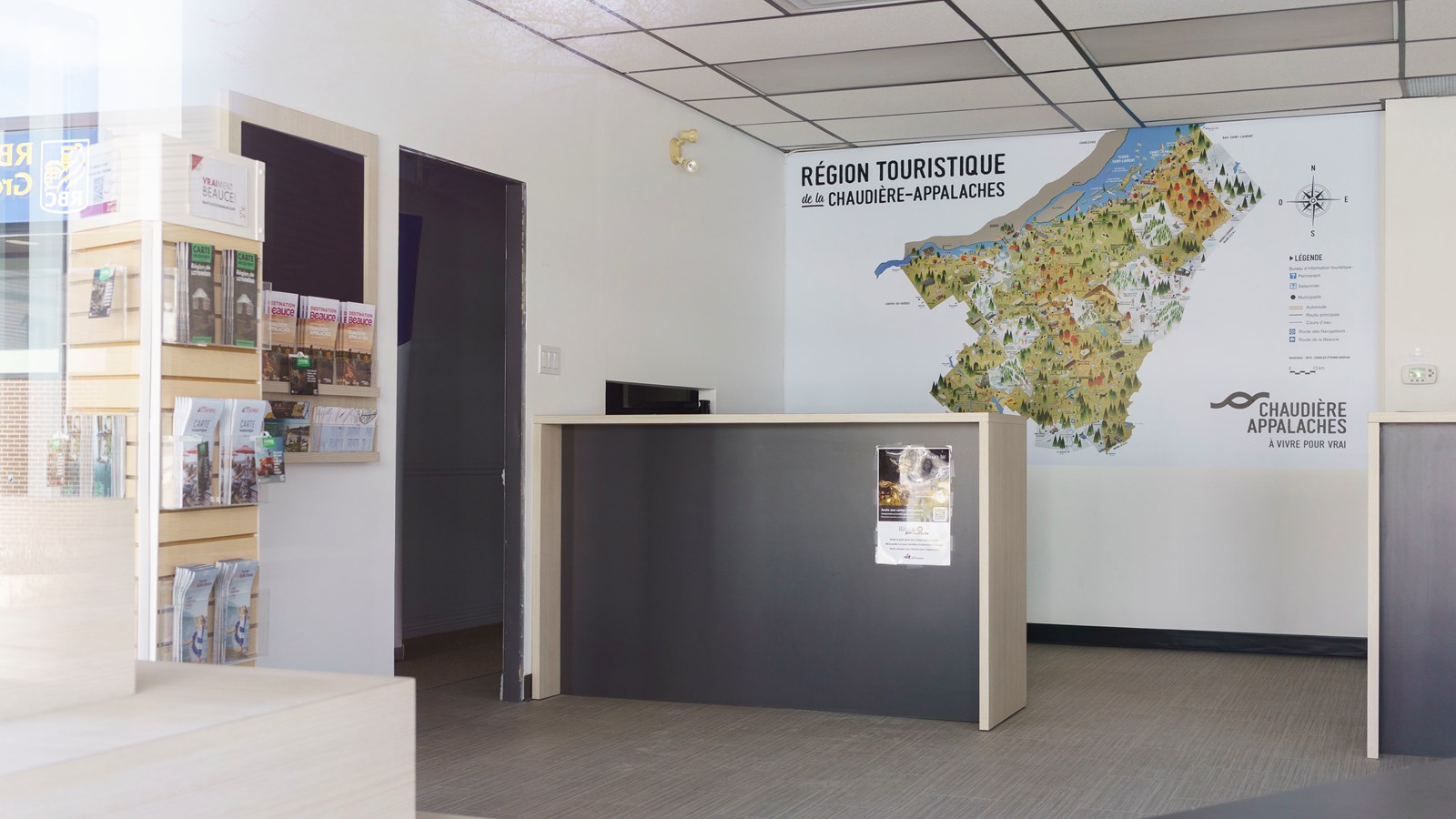 Le bureau d’information touristique de Saint-Georges situé au 12 006, 1re Avenue