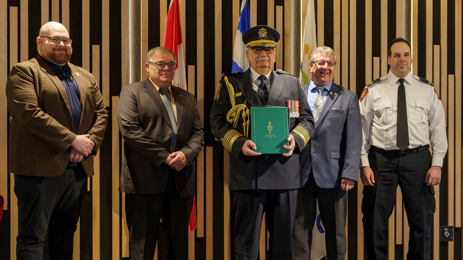 Remise de médailles: 29 pompiers honorés en Nouvelle-Beauce