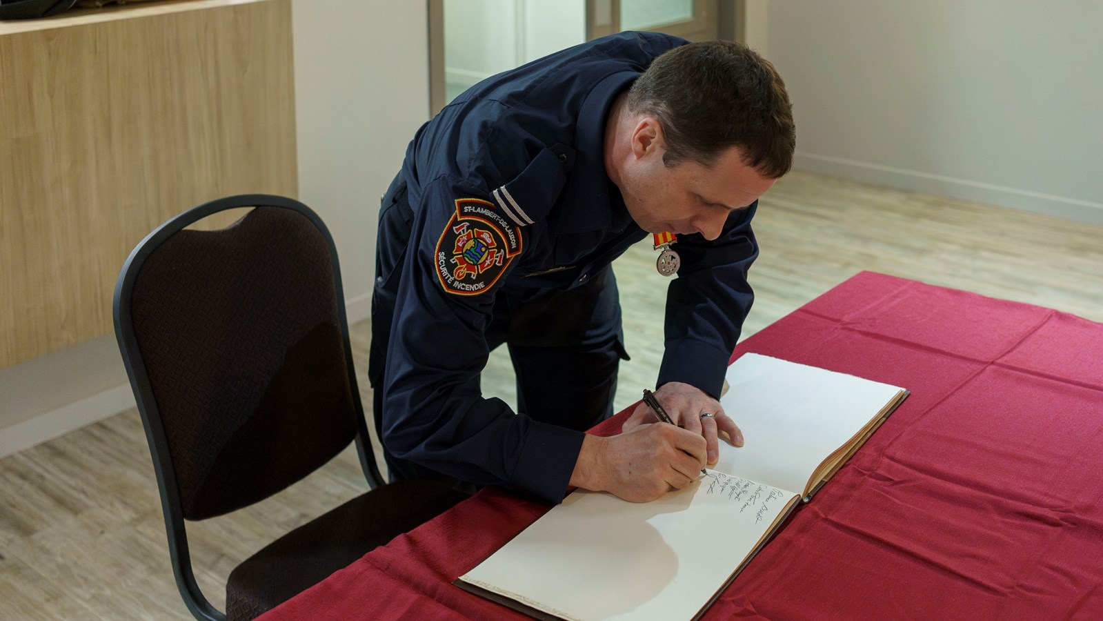 Remise de médailles: 29 pompiers honorés en Nouvelle-Beauce
