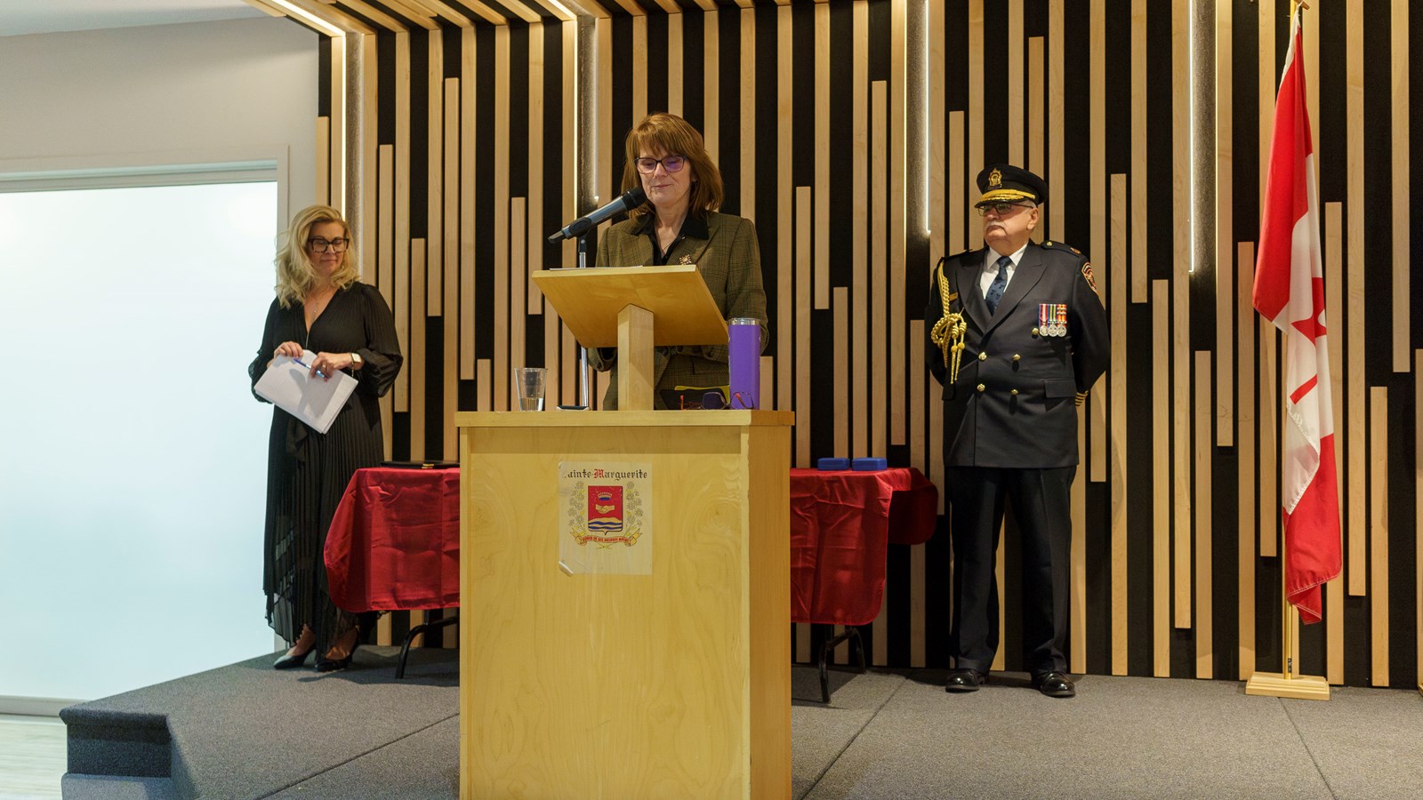 Remise de médailles: 29 pompiers honorés en Nouvelle-Beauce