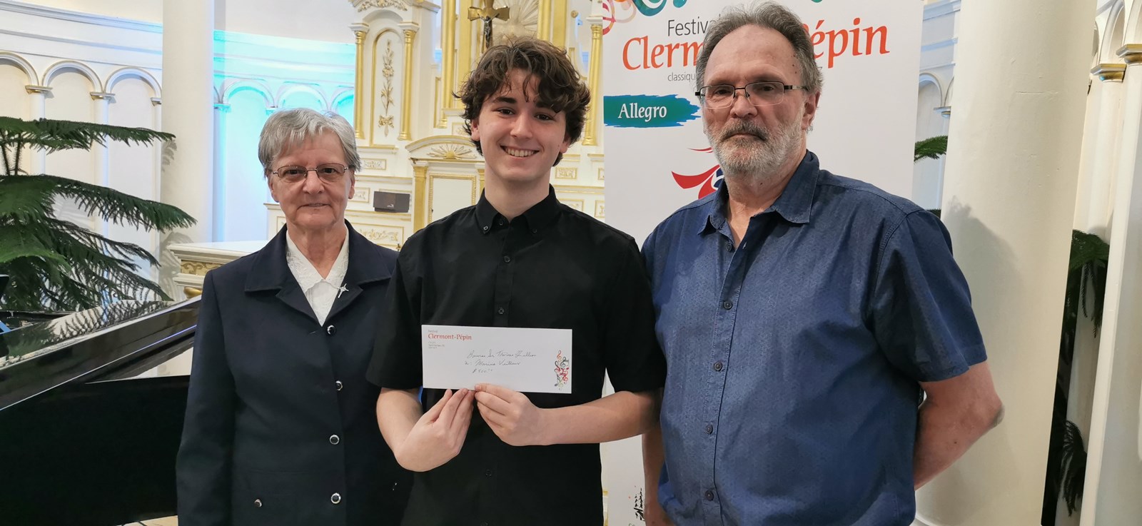 La Bourse Sre-Thérèse-Filion a été attribuée au pianiste Marius Veilleux de Beauceville.