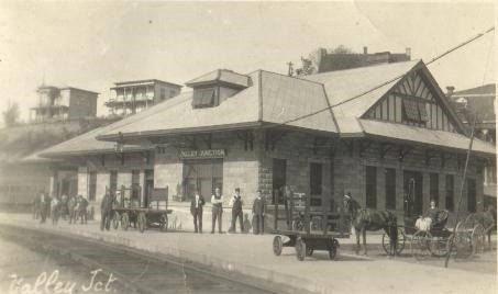 Gare QC Valley Junction vers 1918-22 carte postale