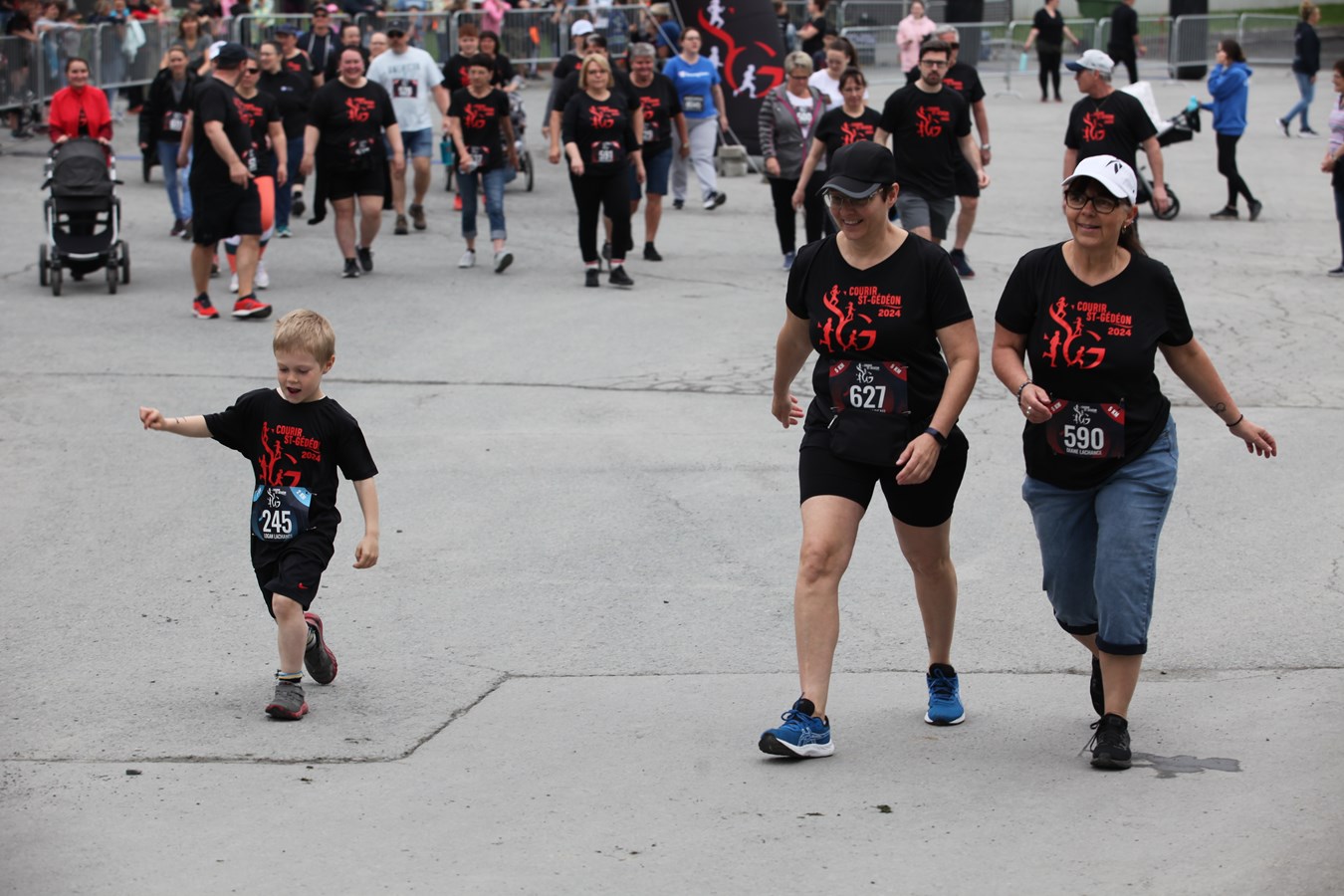 Plusieurs centaines de coureurs à la troisième édition de Courir Saint-Gédéon