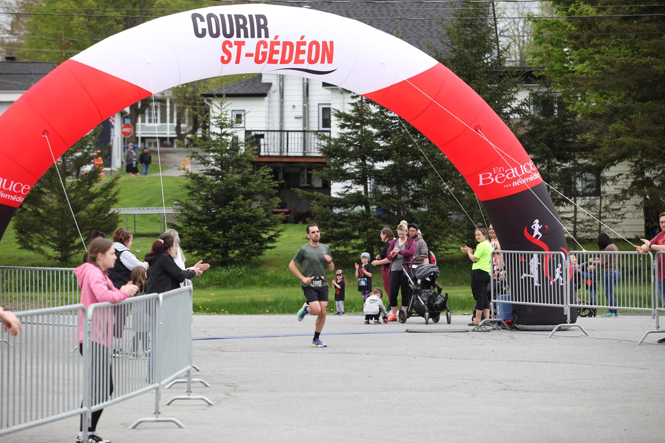 Plusieurs centaines de coureurs à la troisième édition de Courir Saint-Gédéon