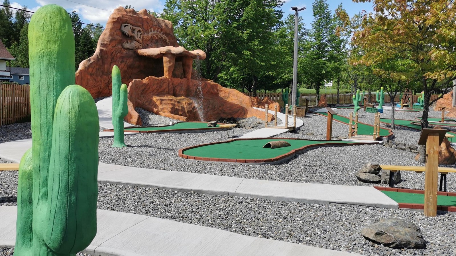Ouverture du minigolf La Mine d’or à Beauceville