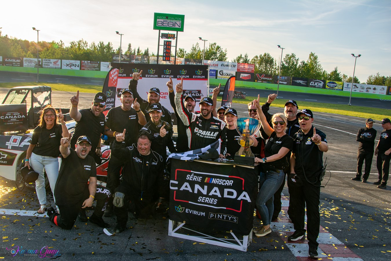 Un franc succès pour la présence annuelle de la série Nascar Canada