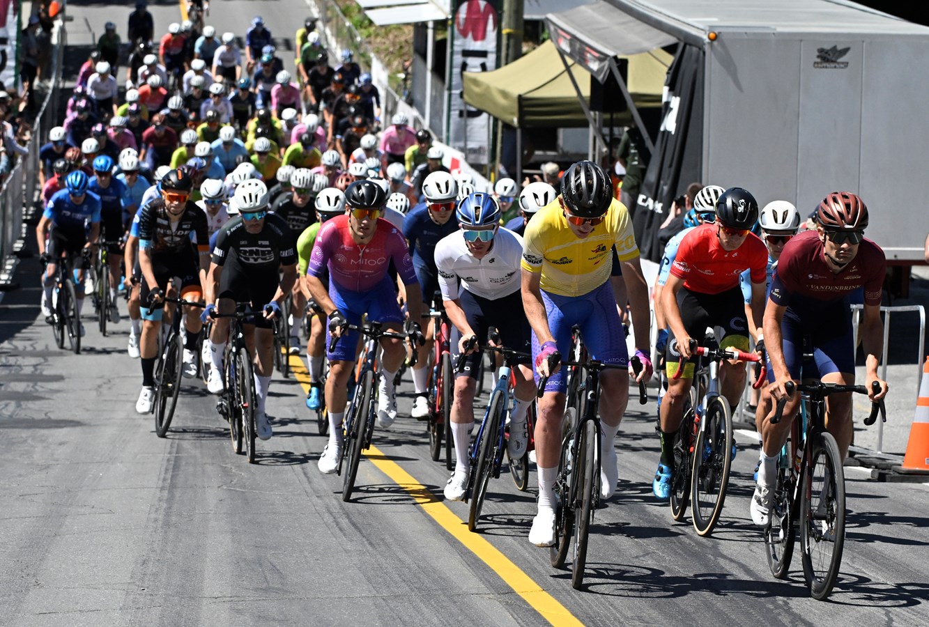 Josh Burnett est couronné champion du Tour de Beauce