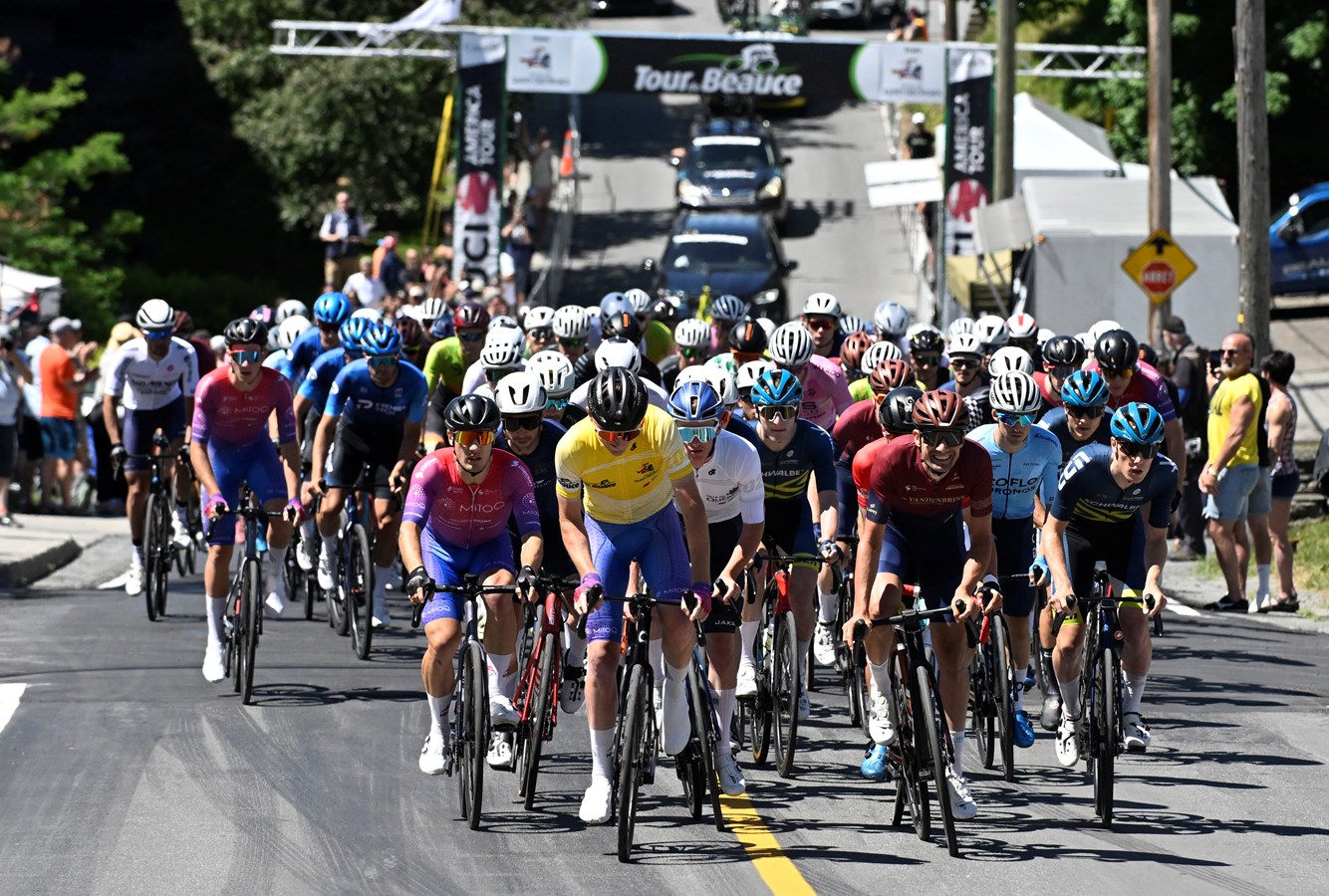 Josh Burnett est couronné champion du Tour de Beauce