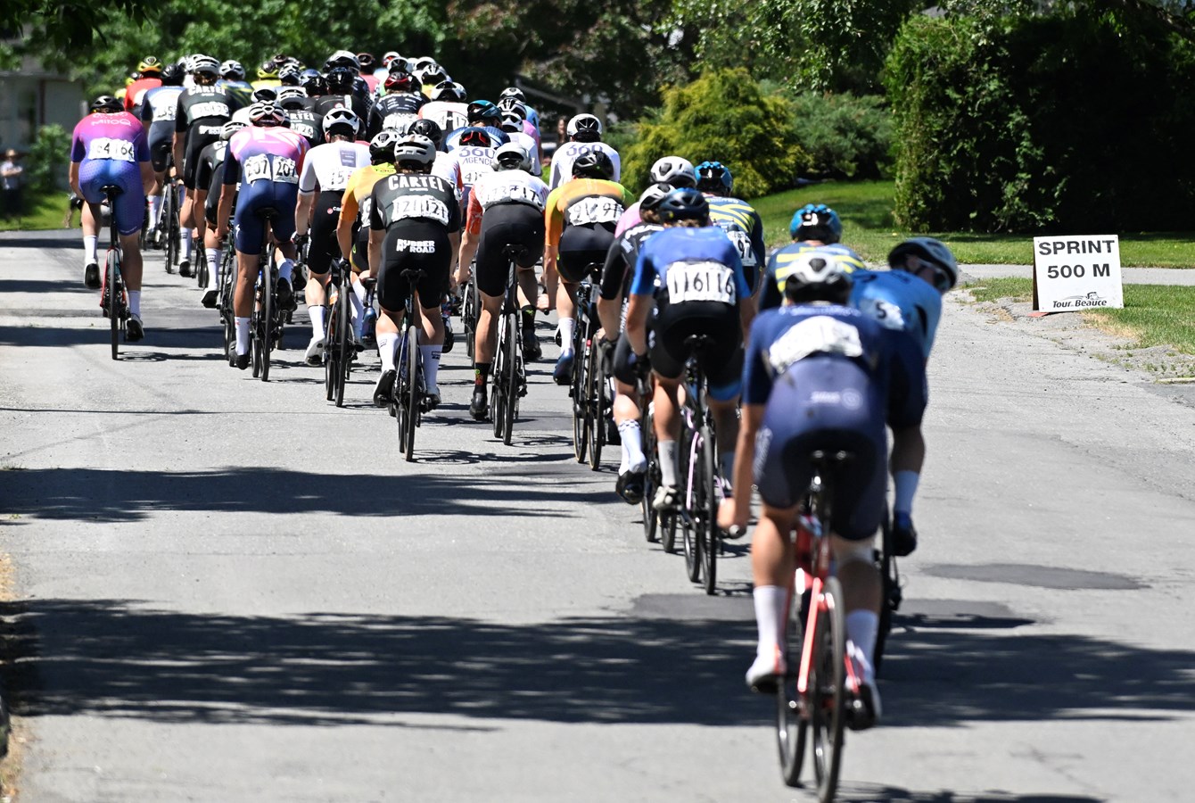 Josh Burnett est couronné champion du Tour de Beauce