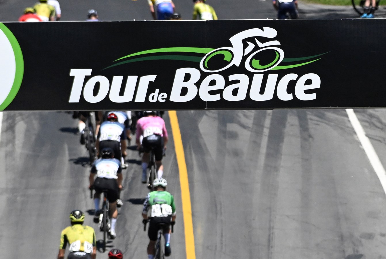 Josh Burnett est couronné champion du Tour de Beauce