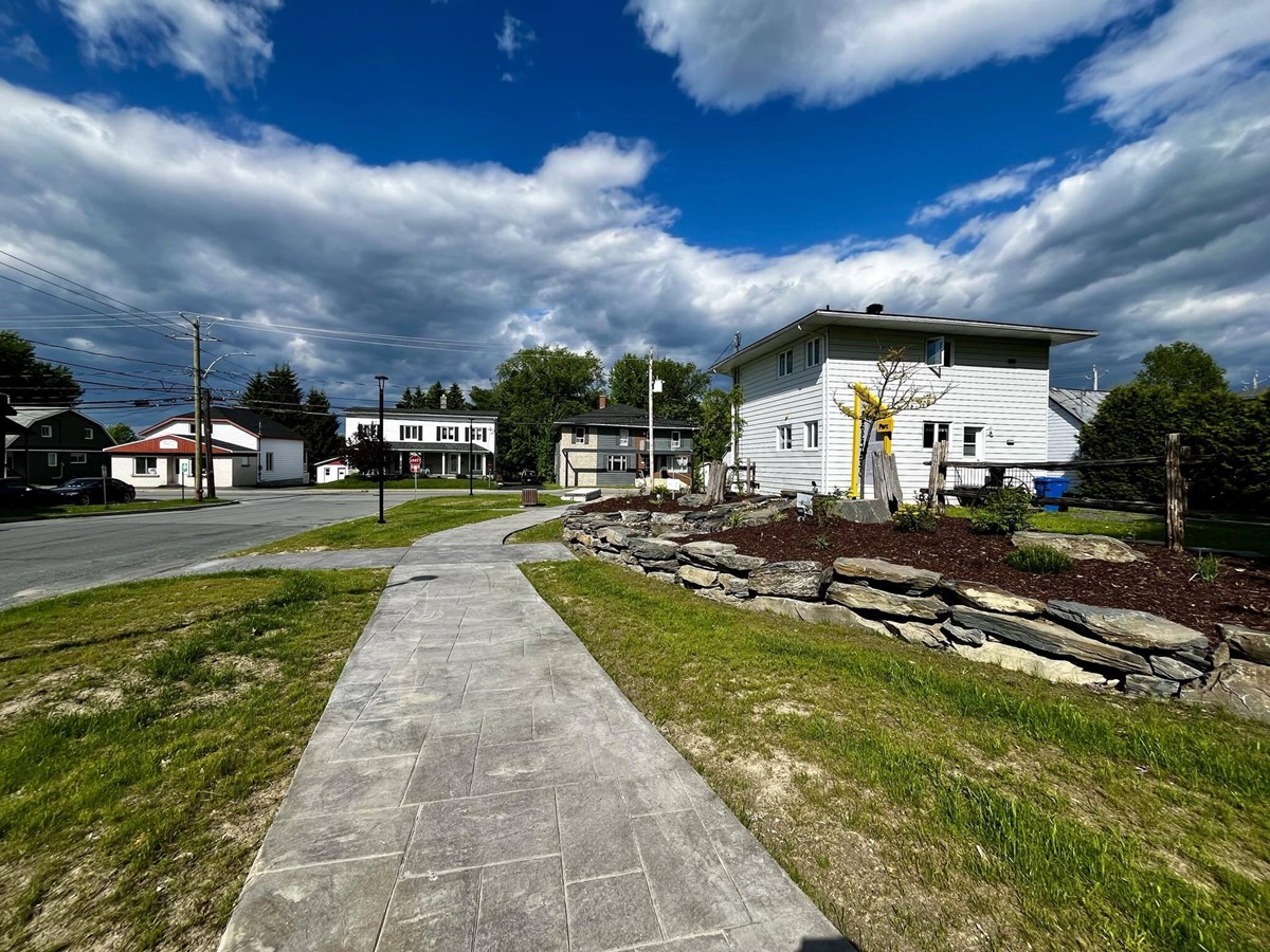 La Municipalité de Saint-Prosper crée un parc en l'honneur d'une bénévole