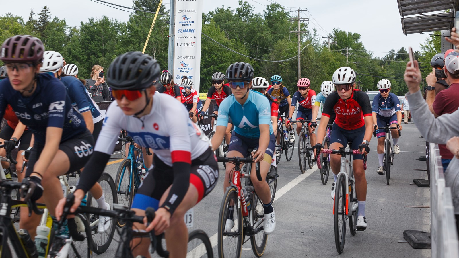 Les Championnats canadiens de cyclisme se poursuivent en fin de semaine