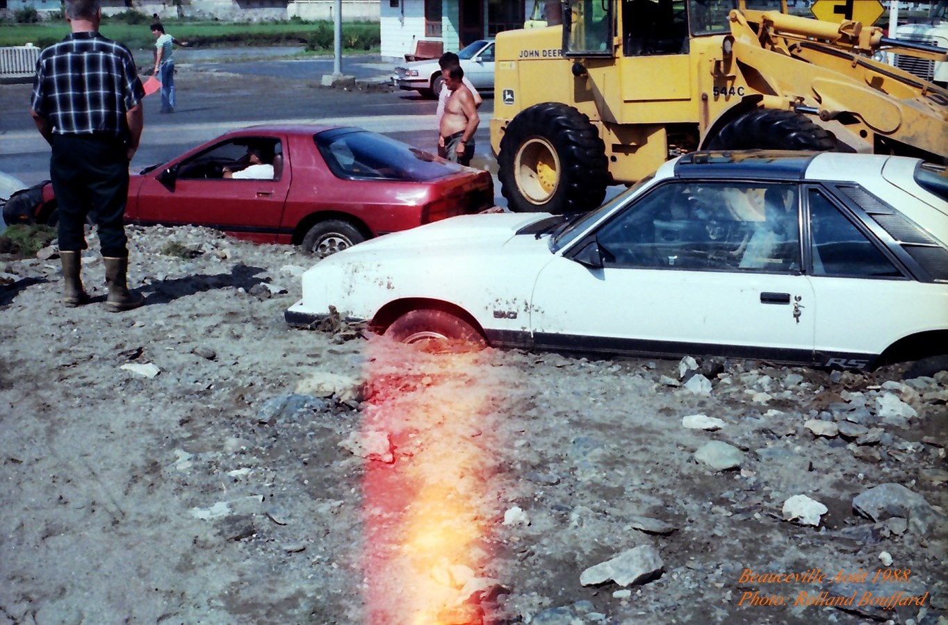 Beauceville sous la boue... en 1988!