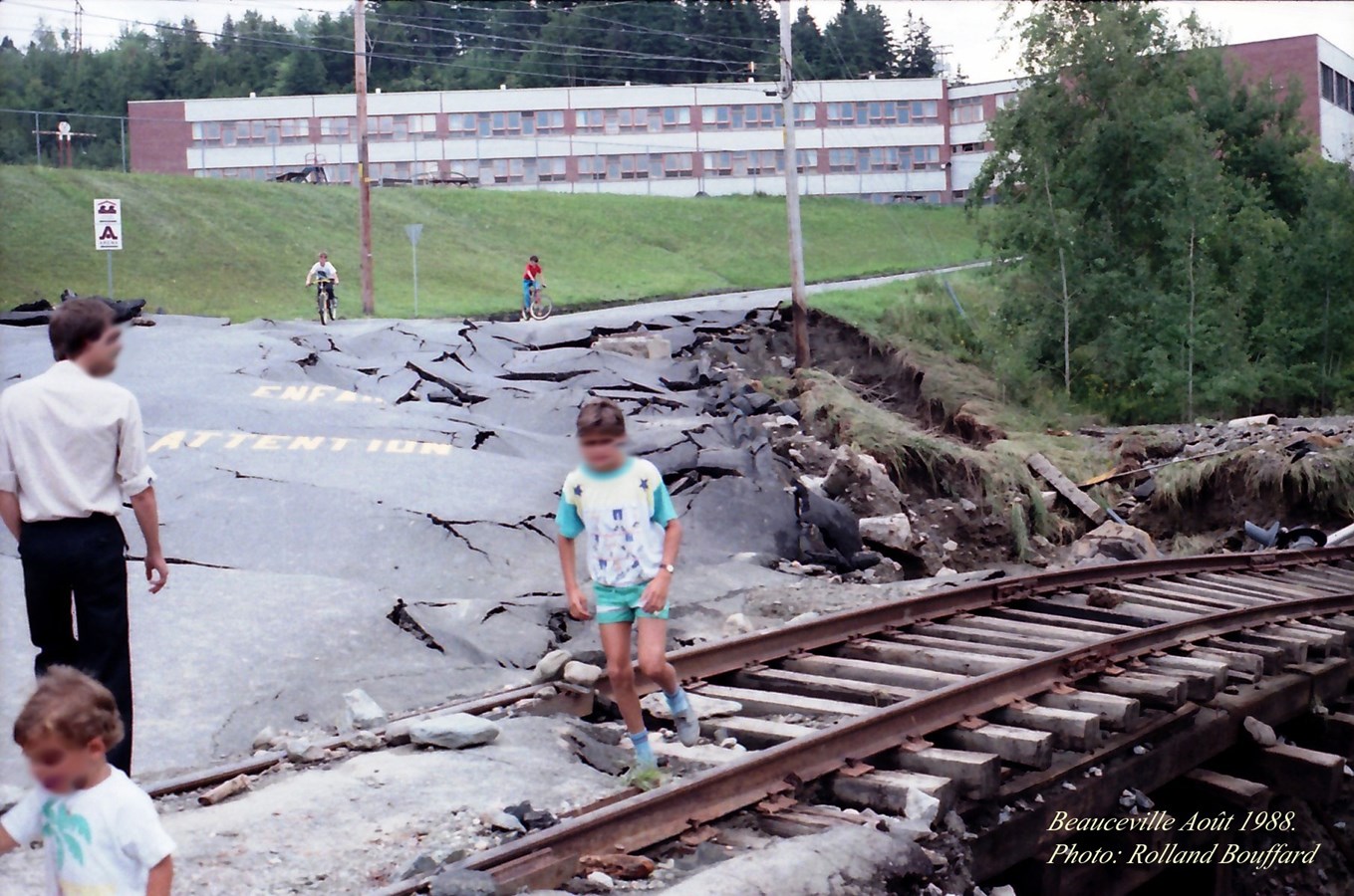 Beauceville sous la boue... en 1988!