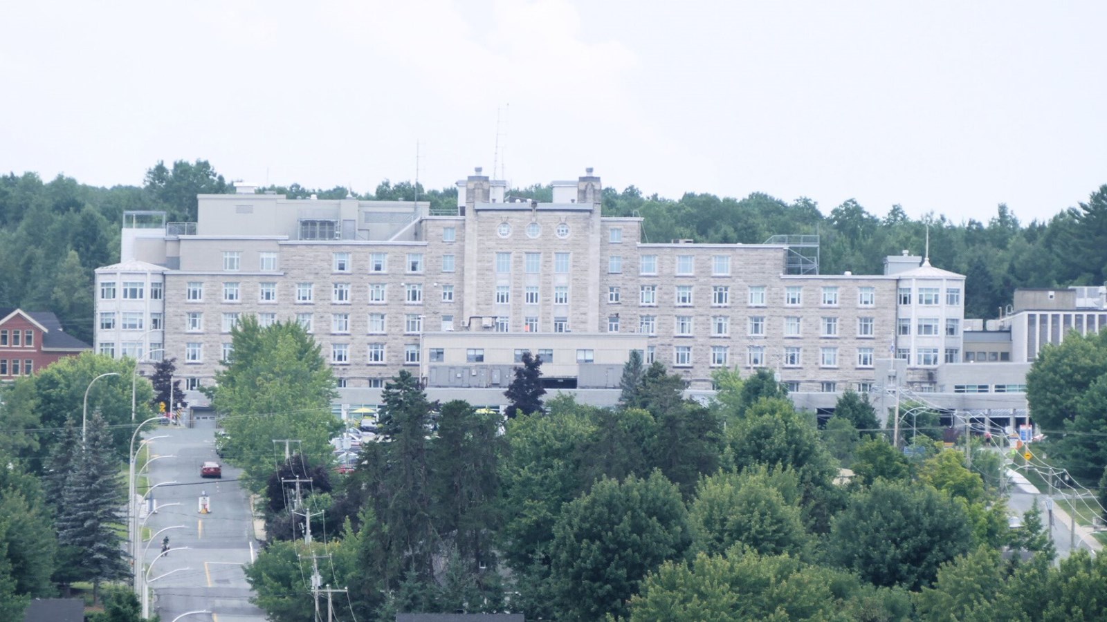 Hôpital de Saint-Georges: occupation modérée à l'urgence