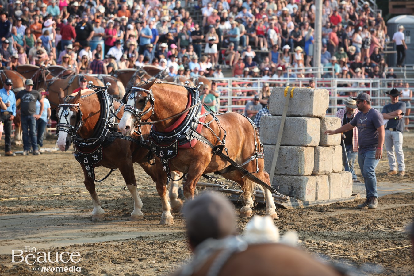 La folie western s'empare de Saint-Victor