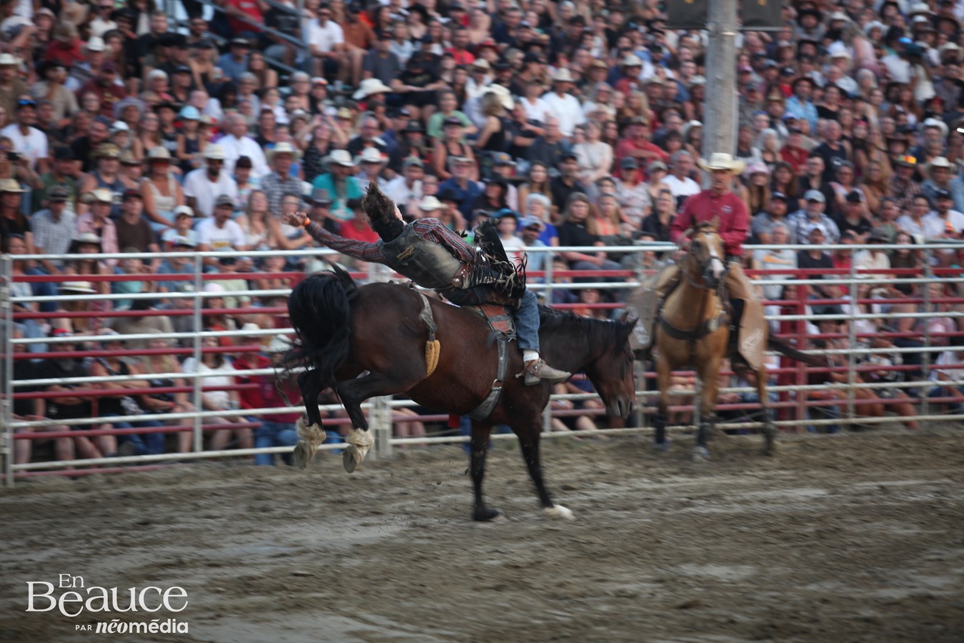 La folie western s'empare de Saint-Victor
