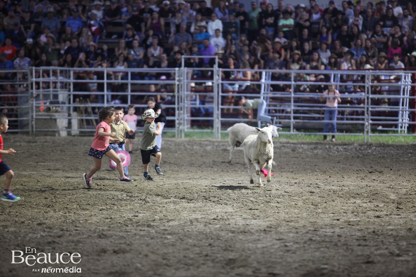 La folie western s'empare de Saint-Victor