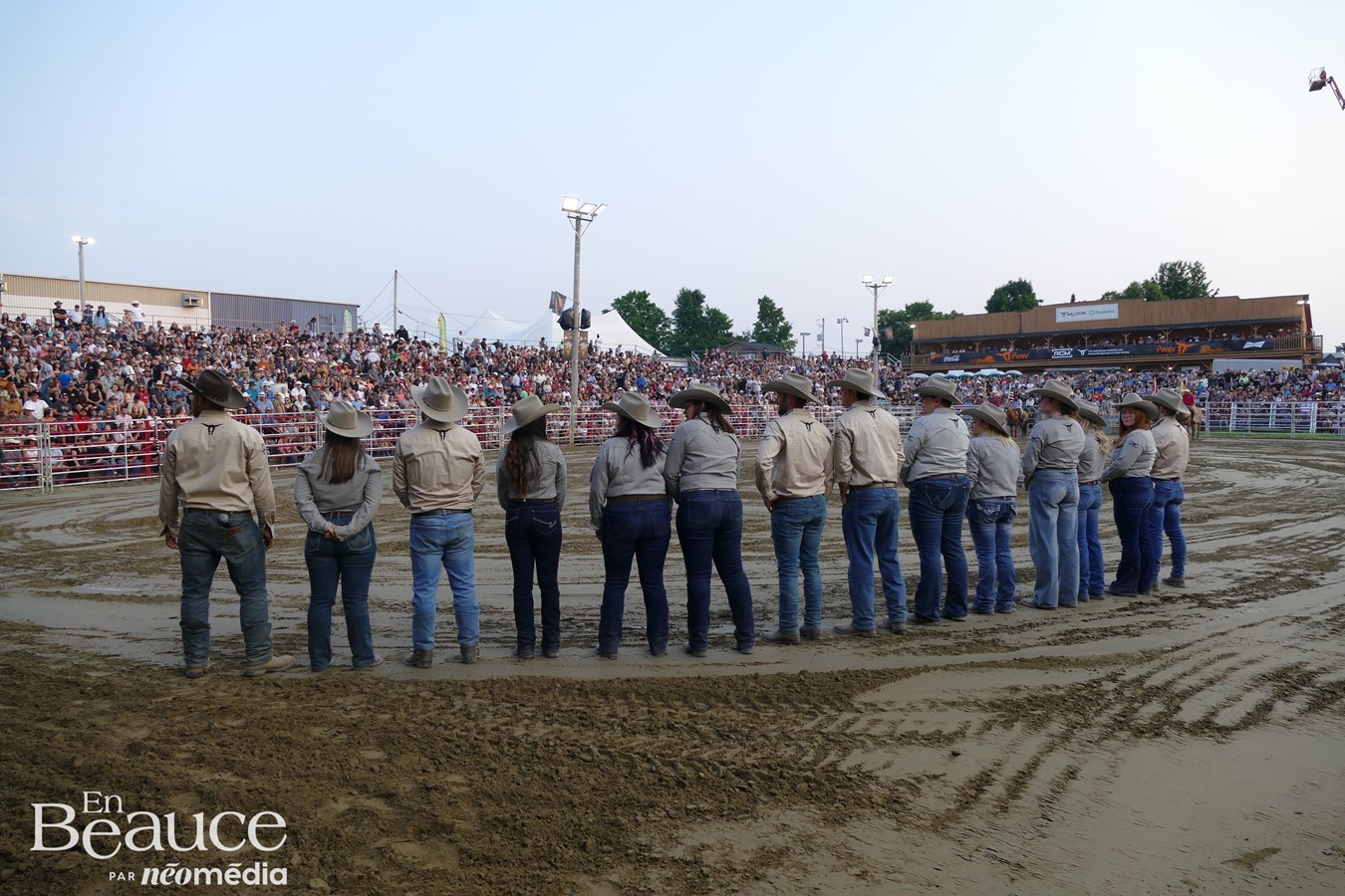 La folie western s'empare de Saint-Victor