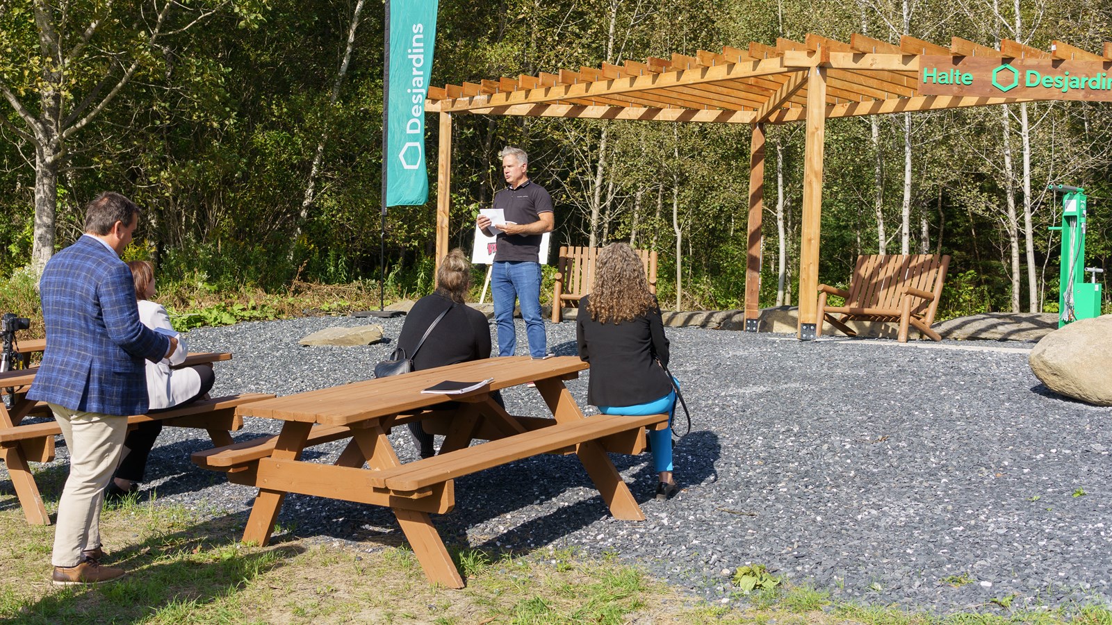 Vélo de montagne MSG inaugure la Halte Desjardins