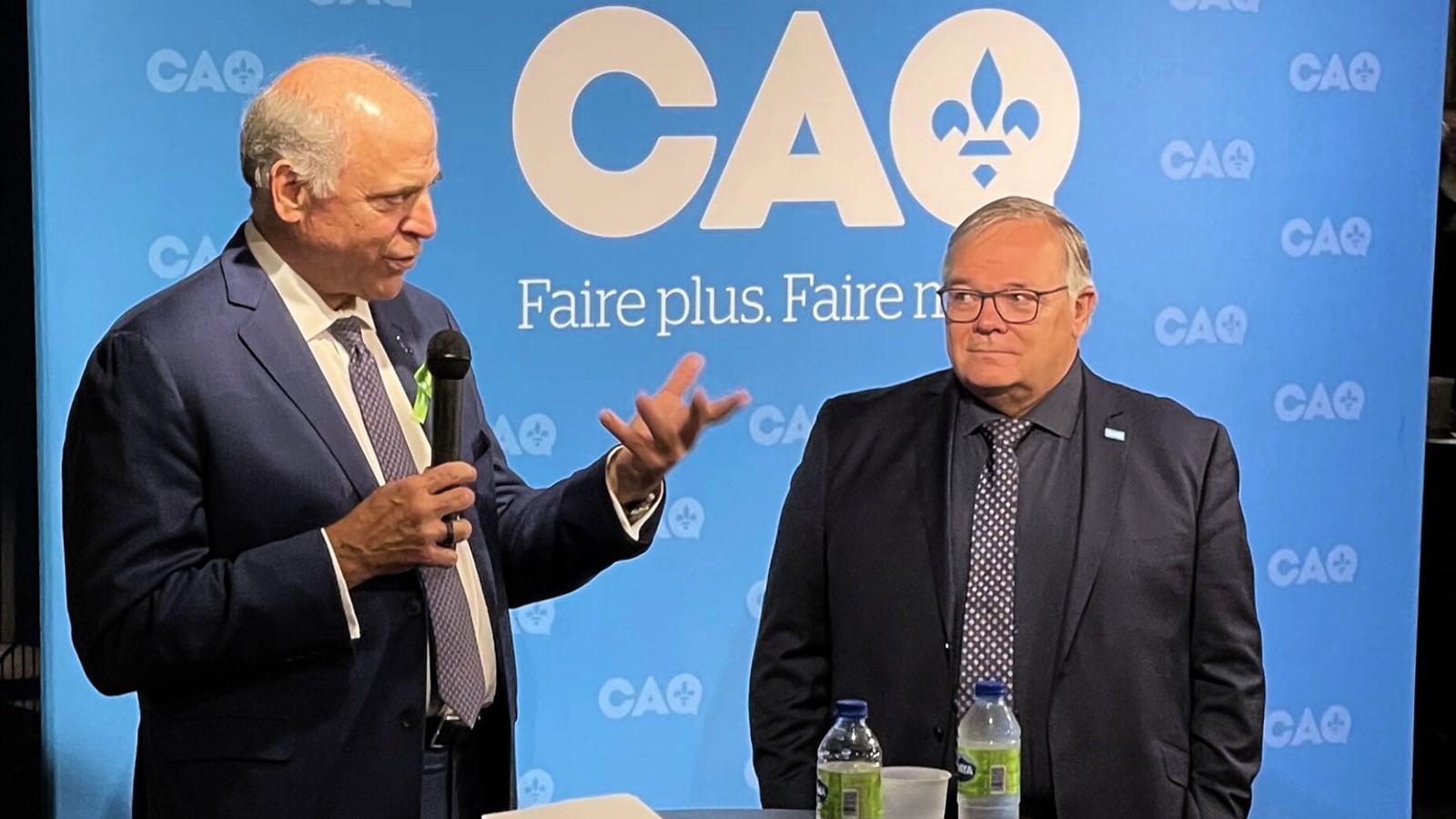 Le député de Beauce-Nord, Luc Provençal, en compagnie du ministre Pierre Fitzgibbon, lors d'une activité de financement de la CAQ Beauce-Nord, en octobre 2023.