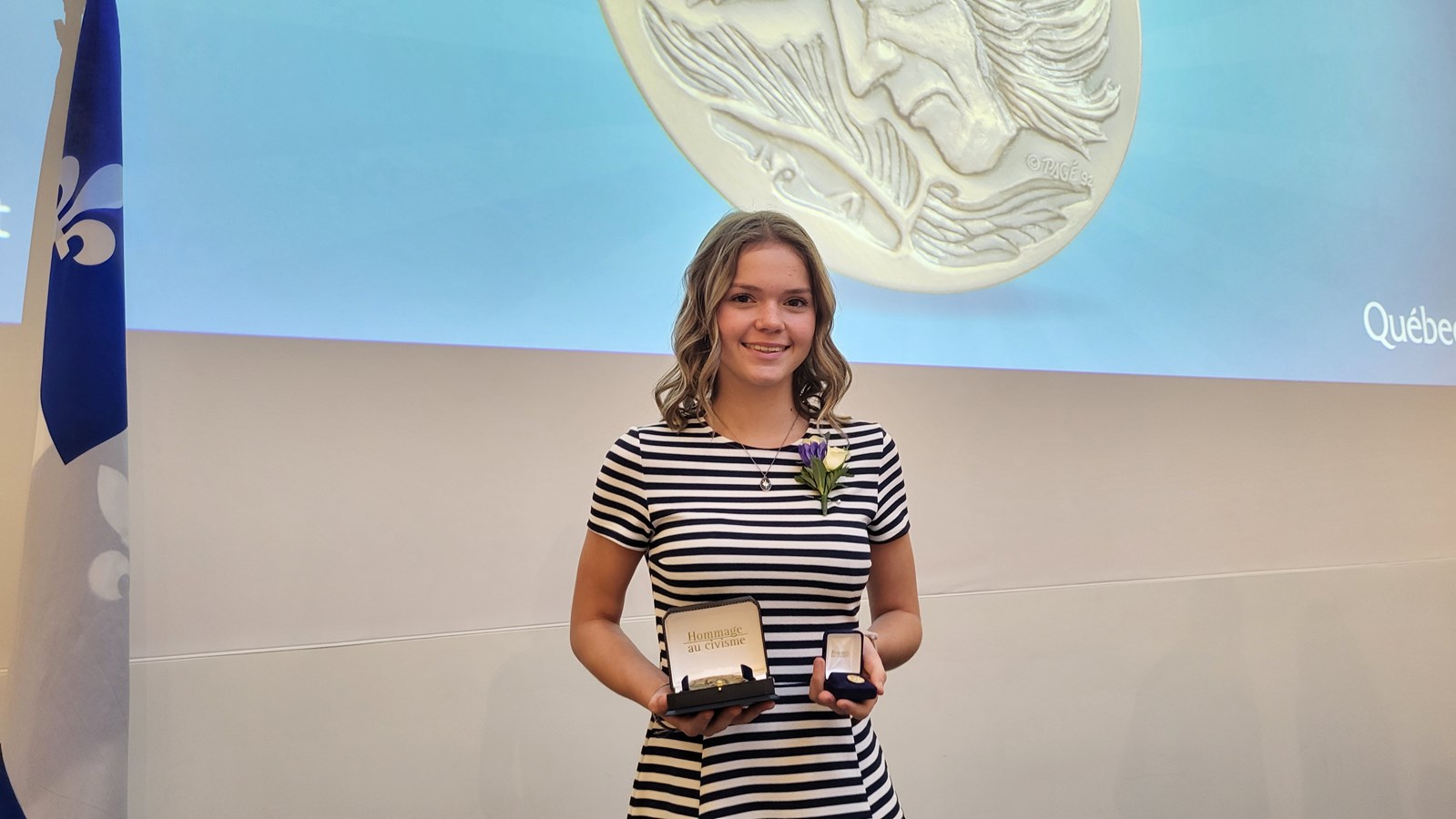 C'est pour avoir sauvé la vie d'un garçon de 7 ans qu'Ariel Cliche a reçu la médaille du civisme.