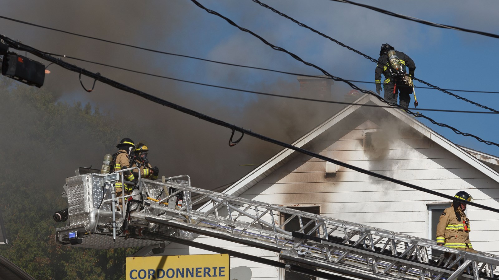 Incendie: les résidents ne pourront pas réintégrer leur logement rapidement