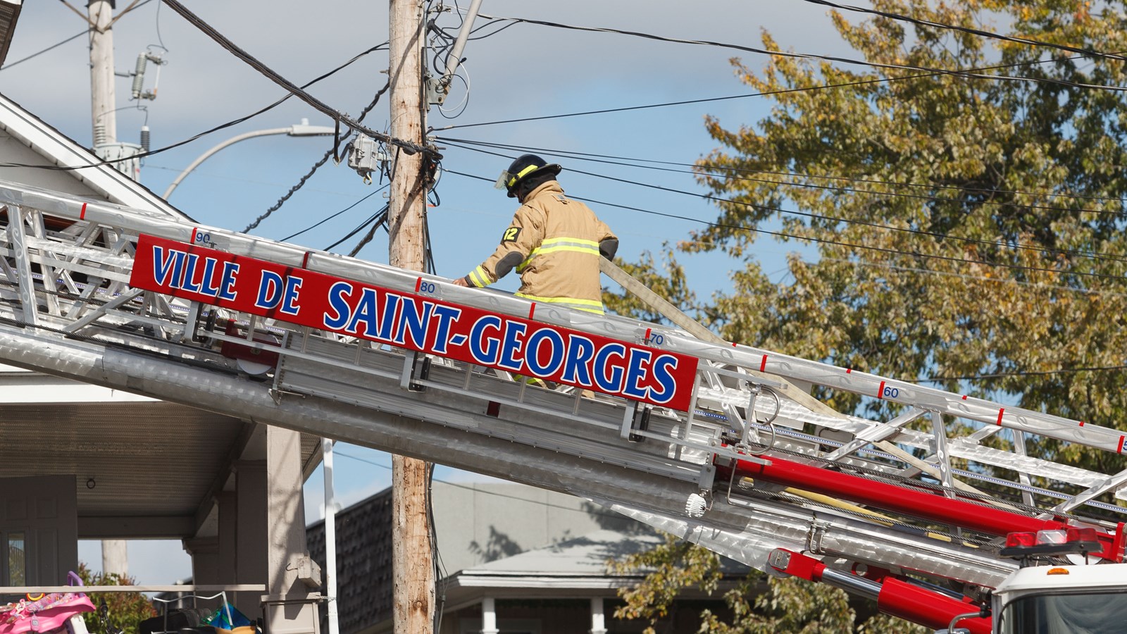 Incendie: les résidents ne pourront pas réintégrer leur logement rapidement
