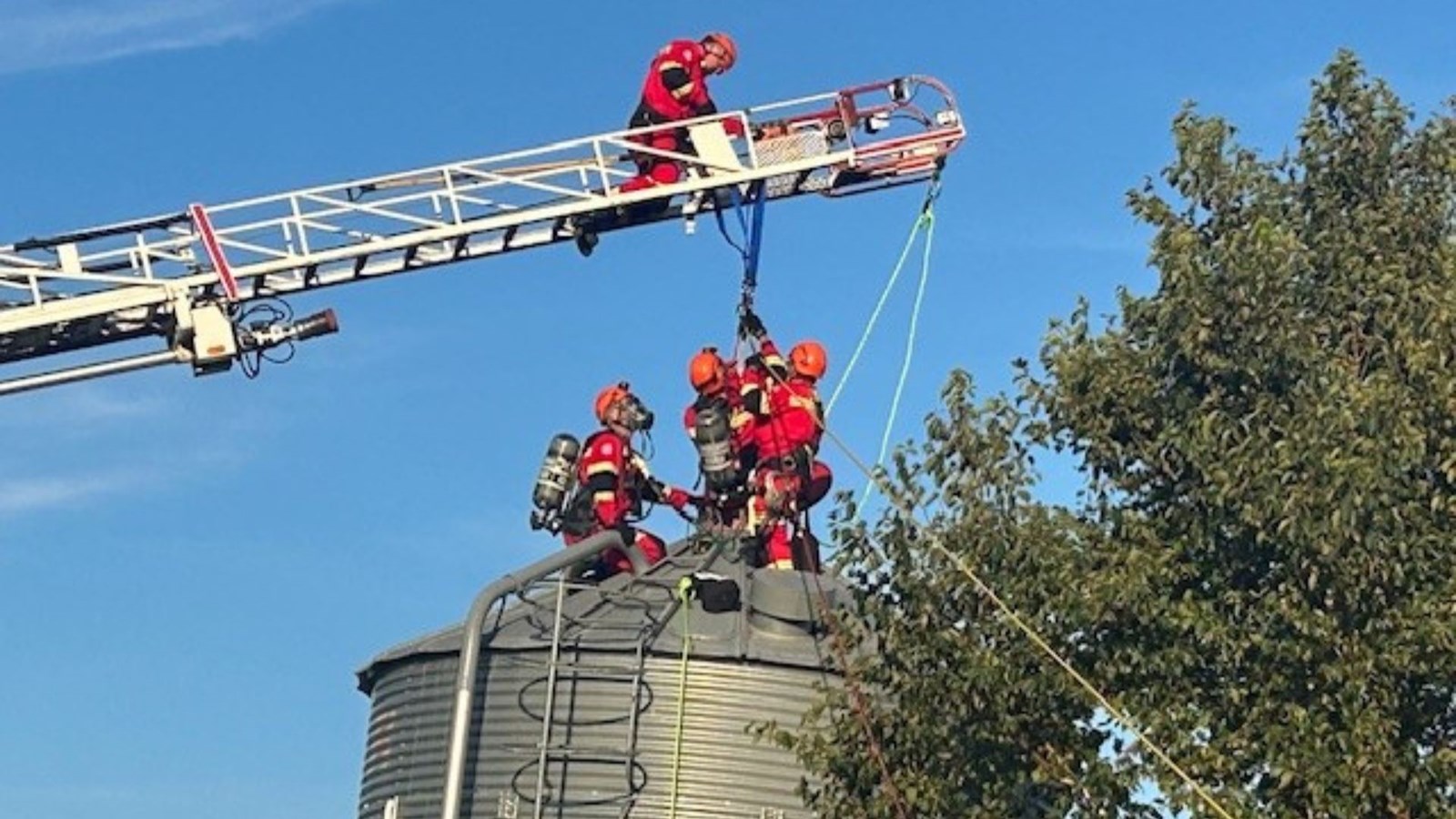 Exercice d'évacuation en hauteur.