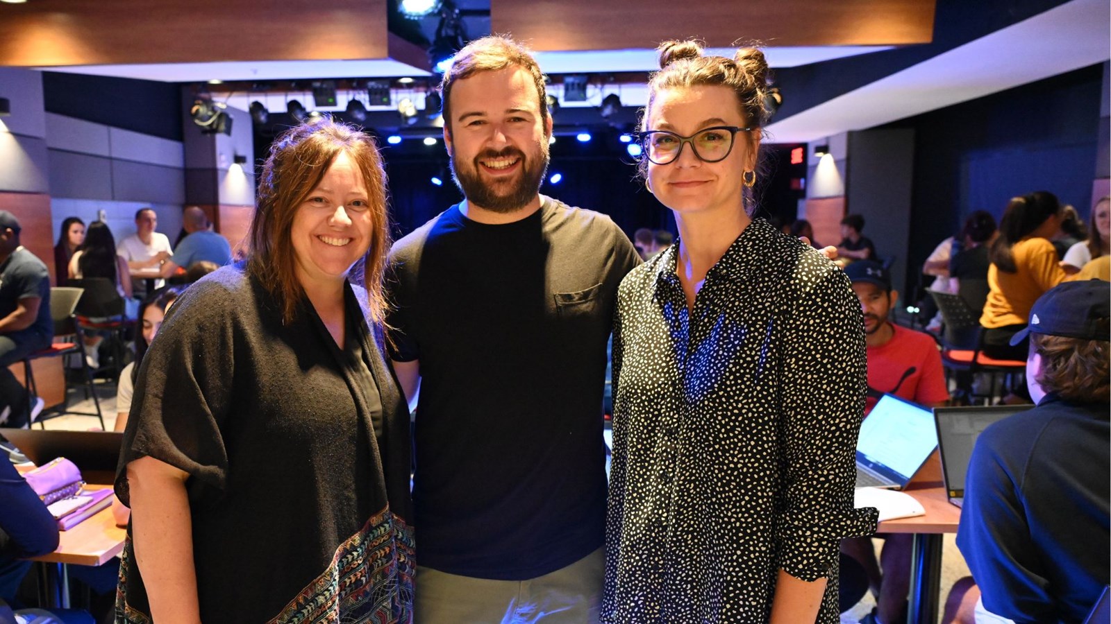 Les enseignantes au profil Langues du Cégep Beauce-Appalaches, Isabelle Leclair et Myriam Dulude, en compagnie d'Éric Nadeau, responsable du groupe de francisation du Centre de services scolaires de la Beauce-Etchemins.
