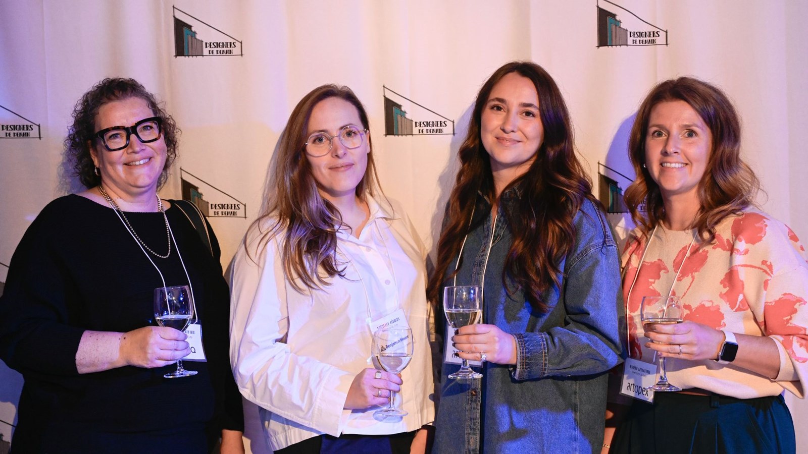 Les membres du jury: Geneviève Hamelin (Hamelin Design), Laurence Gélinas (Benjamin Moore), Mégane Pouliot et Mylène Larochelle (Artopex).
