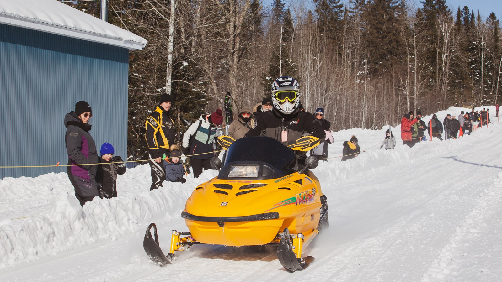 Retour en images sur les drags vintage du Club motoneige de Beauceville 